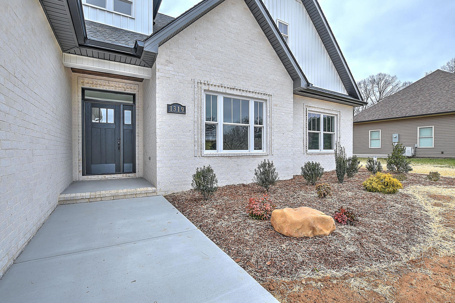 Jonesborough-002
